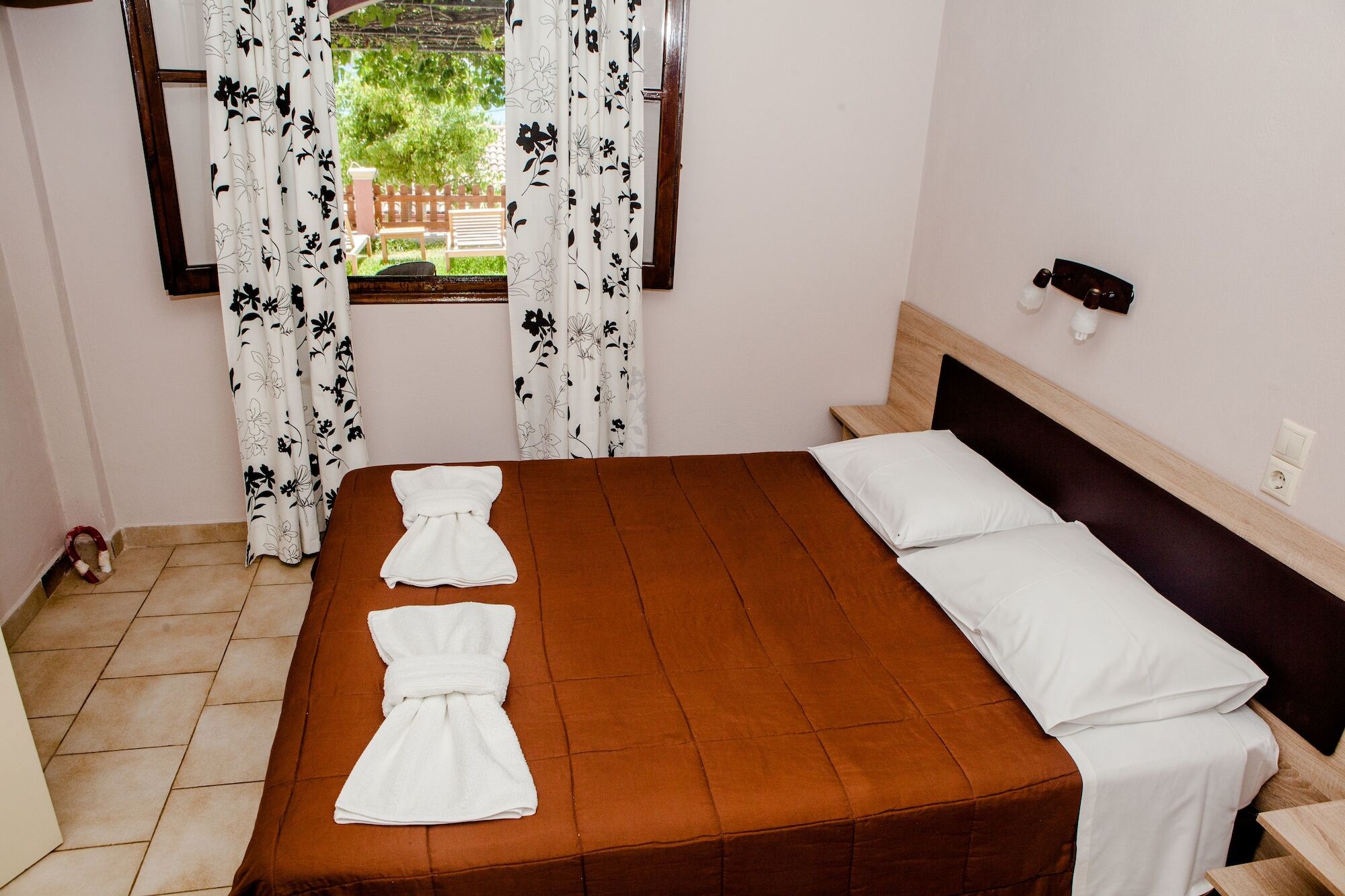 Eleana Apartments And Studios Agios Georgios  Luaran gambar